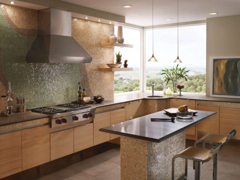 silestone-kueche-mosaik-braun-freundlich-1024x768